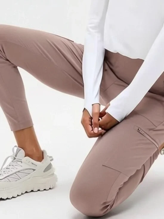 ATHLETA - Headlands Hybrid Cargo Tight - Blush Beige - Picture 4 of 7